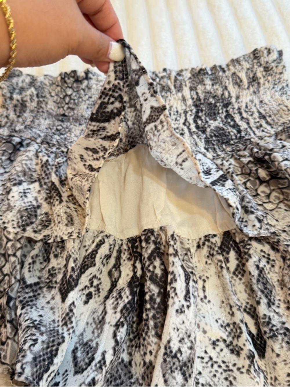 Mustard Seed Snake-Print Tiered Mini Skirt - Black & White - Picture 2 of 5